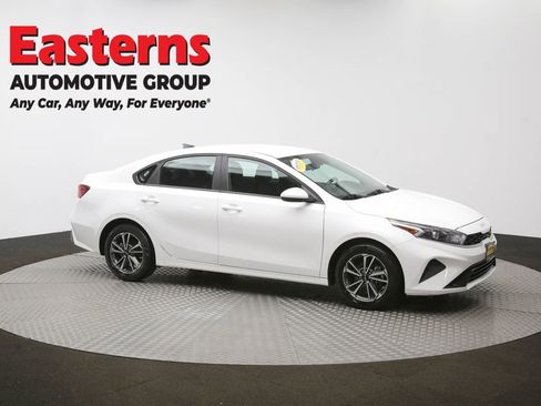 Used 2024 Kia Forte LXS FWD image 47
