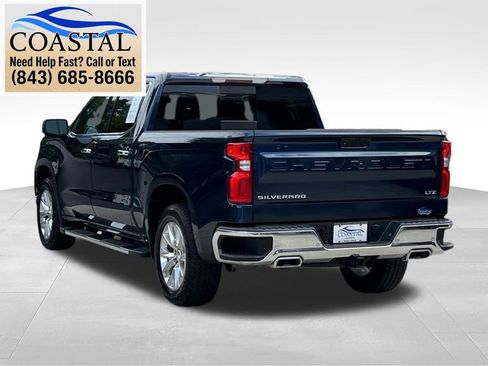 Used 2021 Chevrolet Silverado 1500 LTZ AWD/4WD image 15