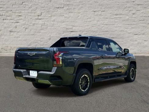 Used 2026 Chevrolet Silverado EV Trail Boss w/ Premium Package AWD/4WD image 4