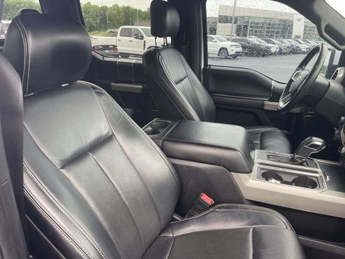 Used 2020 Ford F150 Lariat w/ Equipment Group 502A Luxury AWD/4WD image 30