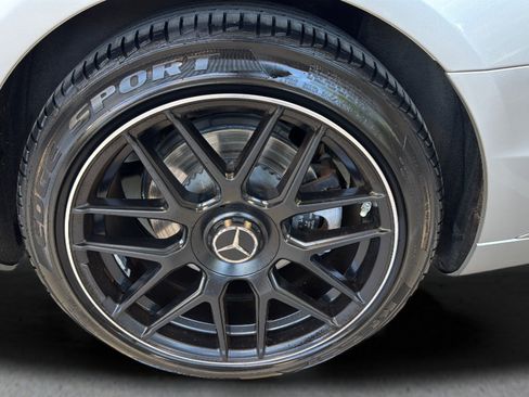 Used 2020 Mercedes-Benz S 560 4MATIC Sedan image 30