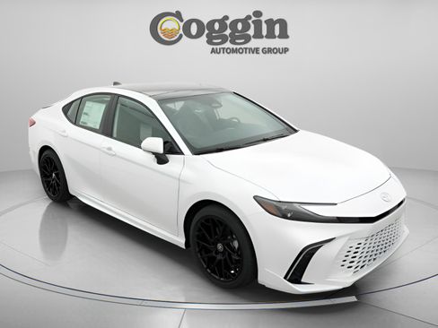 New 2026 Toyota Camry XSE FWD image 25