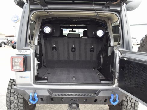 Used 2021 Jeep Wrangler Unlimited Rubicon 4xe image 21