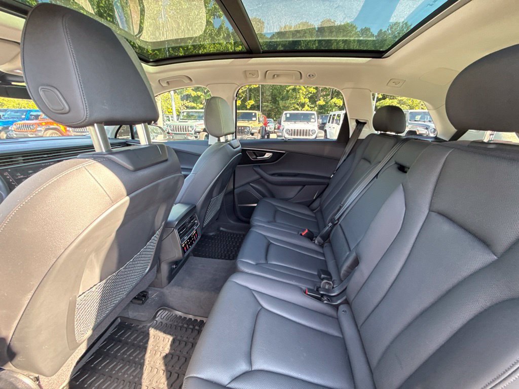Used 2023 Audi Q7 3.0T Premium Plus AWD/4WD image 13