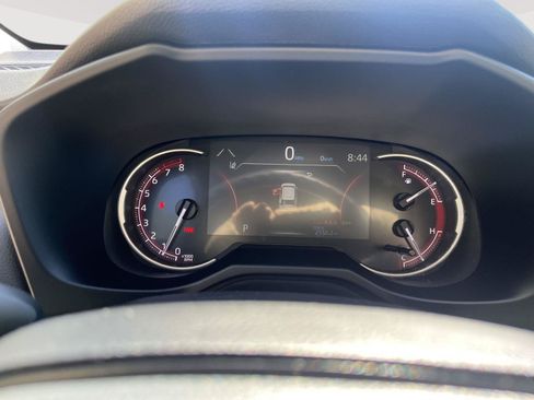 Used 2025 Toyota RAV4 XLE AWD/4WD image 28