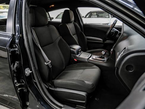 Used 2022 Dodge Charger SXT RWD image 45