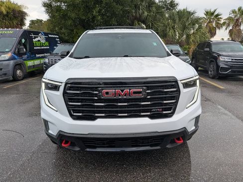 Used 2024 GMC Acadia AT4 AWD/4WD image 2