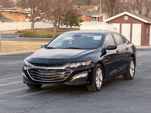 Used 2023 Chevrolet Malibu LT FWD image 9