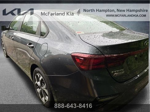 Used 2020 Kia Forte LXS FWD image 4