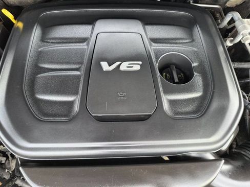 Used 2018 Jeep Grand Cherokee Limited AWD/4WD image 23