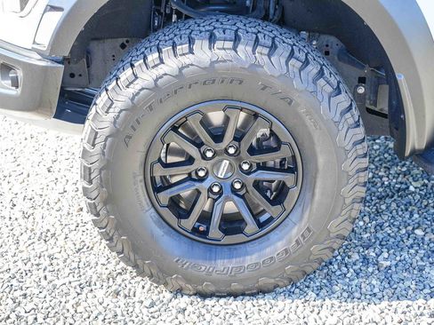 Used 2024 Ford F150 Raptor AWD/4WD image 9