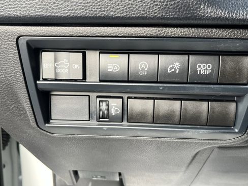 Used 2024 Toyota Tundra SR5 image 5