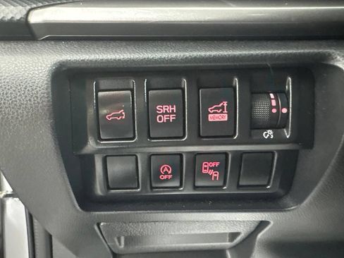 Used 2021 Subaru Forester Premium AWD/4WD image 14