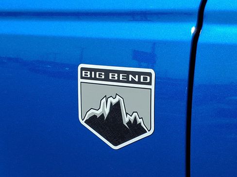 Used 2023 Ford Bronco Big Bend AWD/4WD image 2