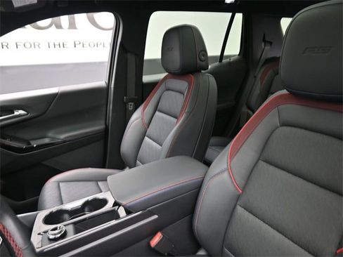 Used 2025 Chevrolet Equinox RS w/ Safety and Technology Package image 16