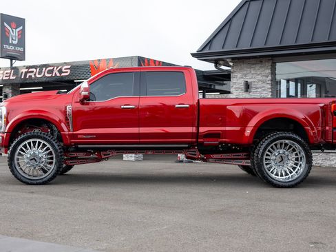 Used 2025 Ford F450 Platinum w/ Platinum Plus Package image 13