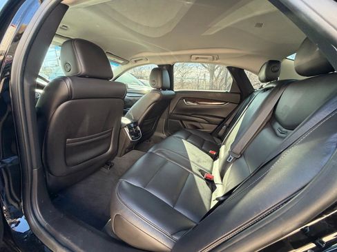 Used 2015 Cadillac XTS Luxury image 28