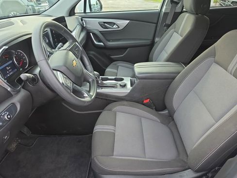Certified 2024 Chevrolet Blazer LT w/ Convenience Package FWD image 12
