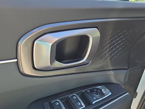 New 2026 Kia Sorento S image 18