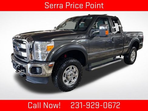 Used 2016 Ford F250 XLT w/ XLT Premium Package AWD/4WD image 1