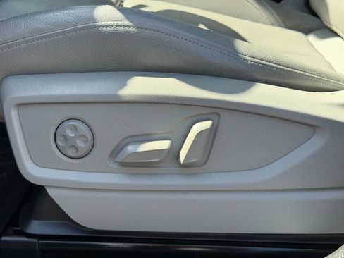 Used 2018 Audi Q5 2.0T Premium Plus w/ Premium Plus Package image 34