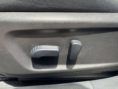 Used 2025 Nissan Altima 2.5 SV FWD image 22
