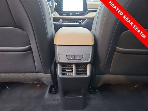 Used 2026 Chevrolet Equinox ACTIV w/ Convenience Package III image 22