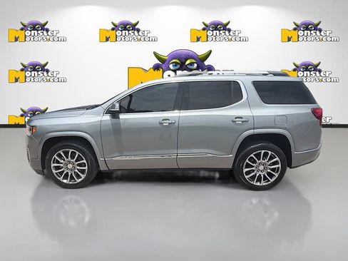 Used 2023 GMC Acadia Denali w/ Denali Technology Package FWD image 8