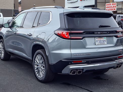 Used 2025 GMC Acadia Denali AWD/4WD image 24