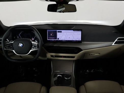 Used 2026 BMW 330i Sedan w/ Convenience Package RWD image 8