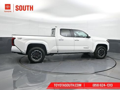 New 2026 Toyota Tacoma TRD Sport w/ TRD Sport Premium Package image 3