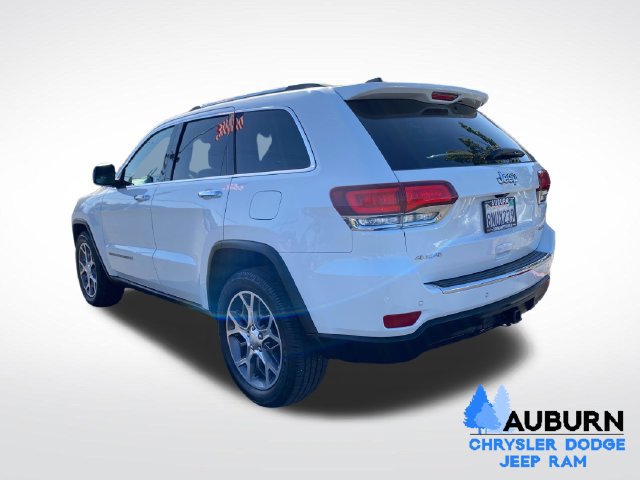 Used 2020 Jeep Grand Cherokee Limited w/ Trailer Tow Group IV AWD/4WD image 3