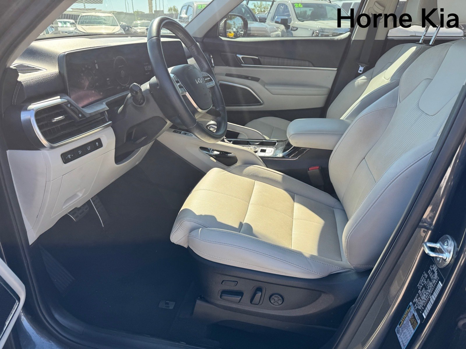 Certified 2024 Kia Telluride SX FWD image 10