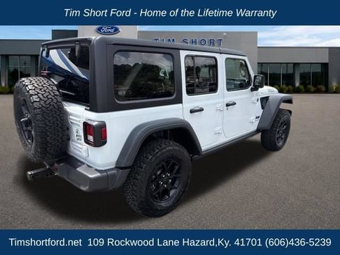Used 2024 Jeep Wrangler Unlimited AWD/4WD image 5