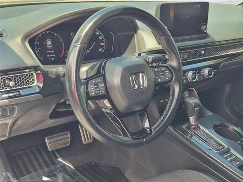 Used 2023 Honda Civic Sport image 10