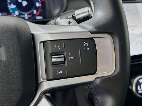 Used 2022 Land Rover Discovery S R-Dynamic AWD/4WD image 19