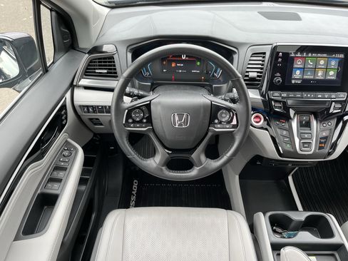 Certified 2023 Honda Odyssey Elite image 12