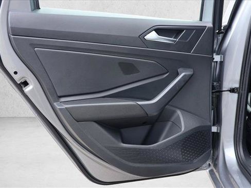 Used 2024 Volkswagen Jetta SE FWD image 20