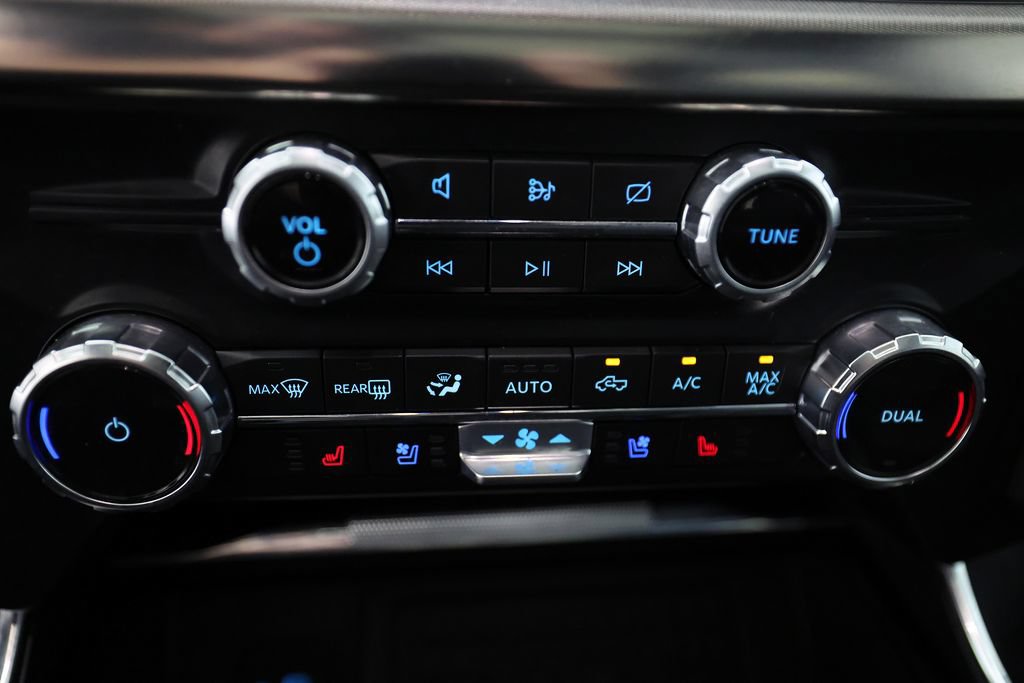 Used 2023 Ford F150 Raptor AWD/4WD image 27