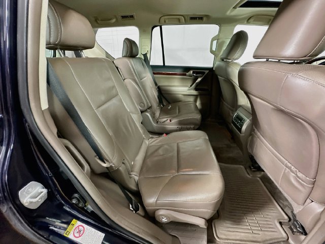 Used 2017 Lexus GX 460 AWD/4WD image 25