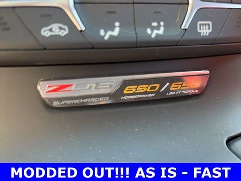 Used 2016 Chevrolet Corvette Z06 w/ 3LZ Preferred Equipment Group image 18