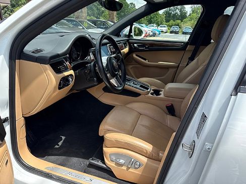 Used 2018 Porsche Macan S image 10