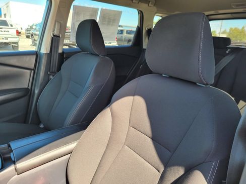 Used 2024 Nissan Rogue S AWD/4WD image 17