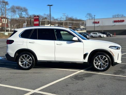 Certified 2026 BMW X5 xDrive40i w/ Parking Assistance Package image 8