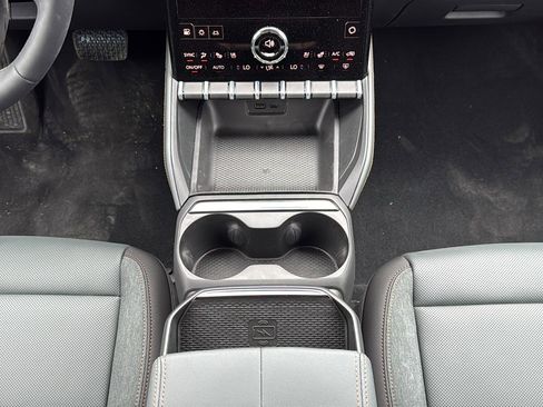 New 2026 GMC Terrain AT4 w/ Convenience Package III AWD/4WD image 23