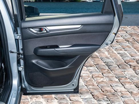 Used 2018 MAZDA CX-5 Sport image 32