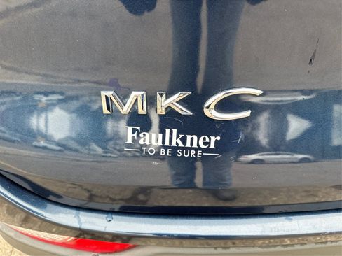 Used 2017 Lincoln MKC Reserve image 29