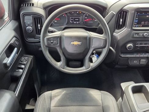 Used 2019 Chevrolet Silverado 1500 Custom w/ Custom Value Package image 6