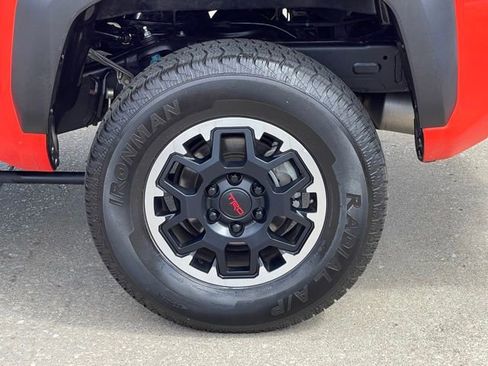 Used 2024 Toyota Tacoma TRD Off-Road AWD/4WD image 8