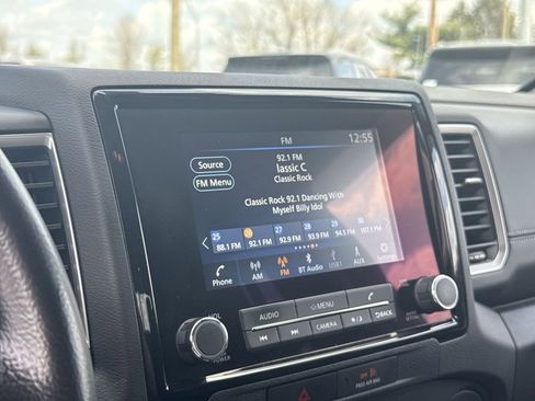 Used 2023 Nissan Frontier SV w/ SV Convenience Package AWD/4WD image 16
